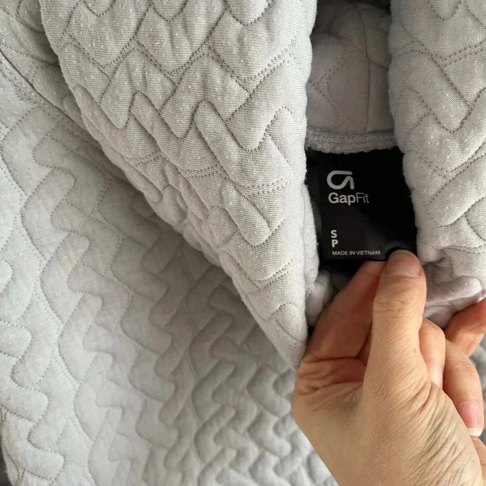 GAP Light Gray Quilted Cowl Neck Sweater - Picture 3 of 5